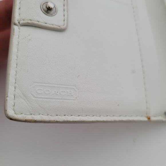 Coach Madison Wallet White Bifold 3x3 Mini Small Card Bill Holder Logo Compact - Picture 4 of 12